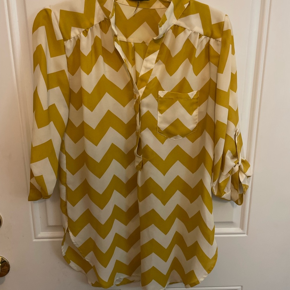 Chevron Pattern Yellow and White Women's Top